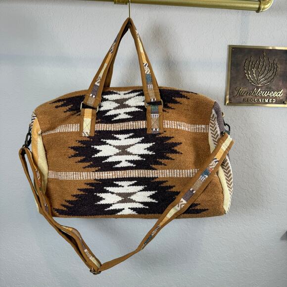 Women's Panache Apparel Tan Brown Cream Western Duffel Bag Weekender NEW - Picture 2 of 9